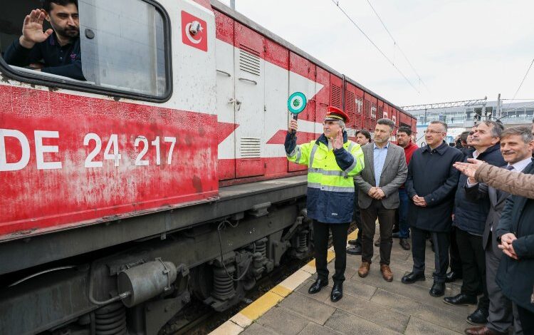 Sakarya’dan bir tren daha İskenderun’a uğurlandı