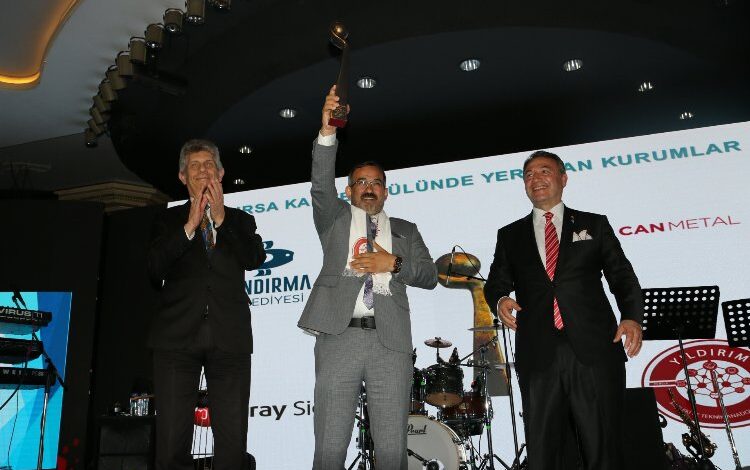 Bursa Yıldırım MTAL’e ‘Mükemmellik’ ödülü Bursa Yıldırım MTAL’e ‘Mükemmellik’ ödülü