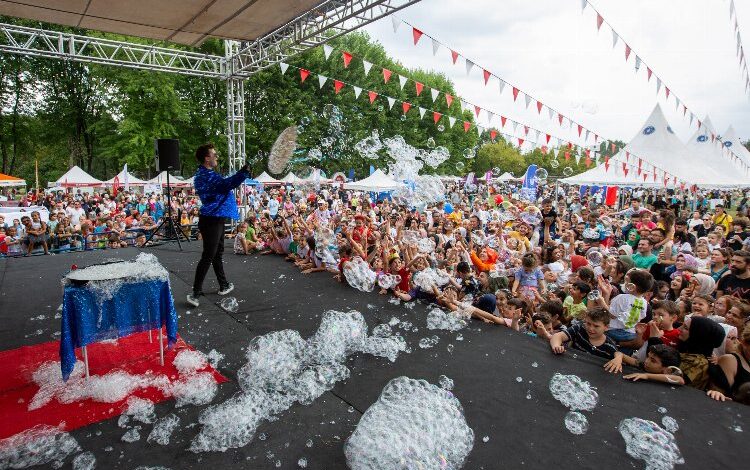 Yaz tatiline coşkulu veda Yaz tatiline coşkulu veda