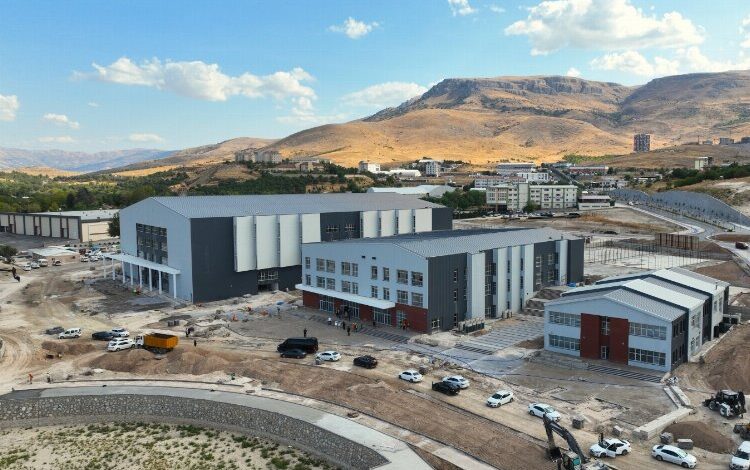 Malatya Orduzu Spor Kompleksi şekilleniyor Malatya Orduzu Spor Kompleksi şekilleniyor