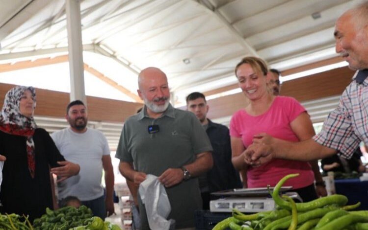 Kayseri Kocasinan’ın Ekolojik Pazarı’na yoğun ilgi