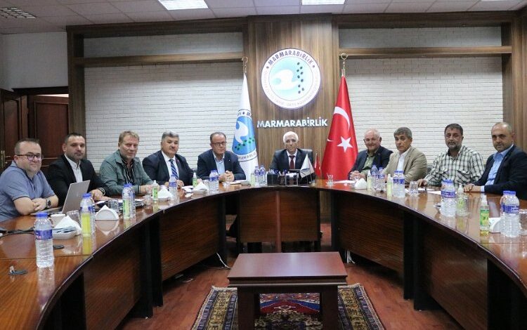 Bursa ve Balıkesir Ziraat Odaları’ndan zeytin teşekkürü Bursa ve Balıkesir Ziraat Odaları’ndan zeytin teşekkürü