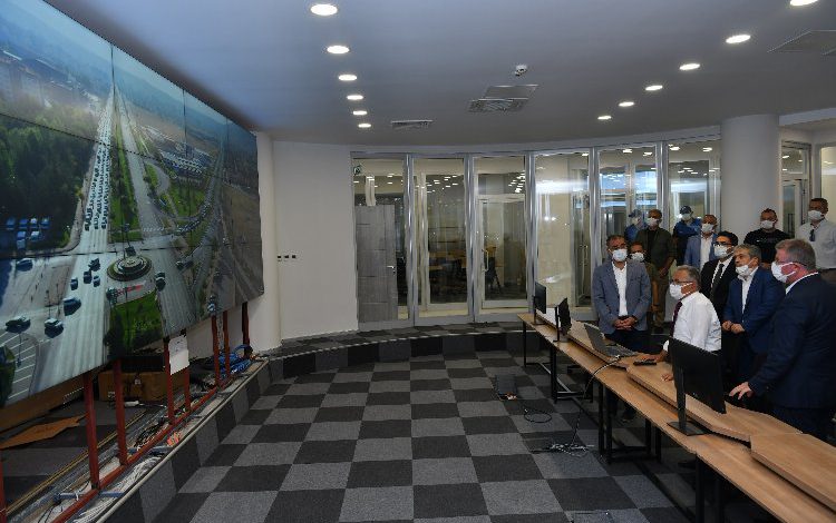 Kayseri Büyükşehir’den karla mücadelede akıllı çözüm Kayseri Büyükşehir’den karla mücadelede akıllı çözüm