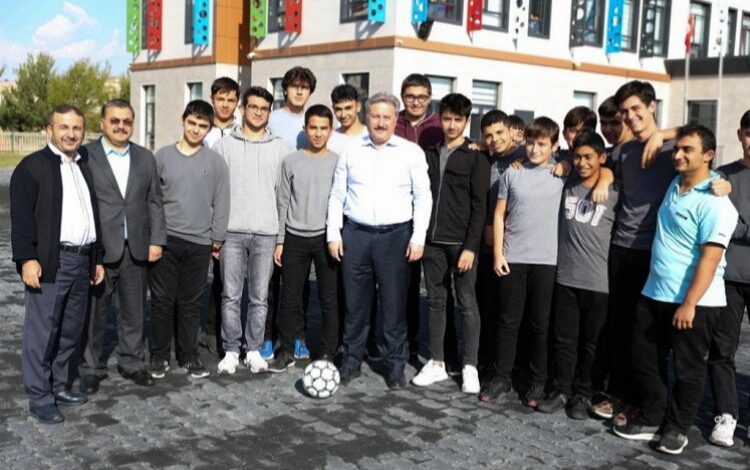 Kayseri Melikgazi’den Altınoluk’a özel nitelikli okul Kayseri Melikgazi’den Altınoluk’a özel nitelikli okul