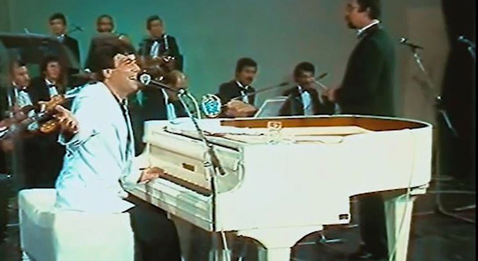 Ferdi Özbeğen’e anlamlı anma