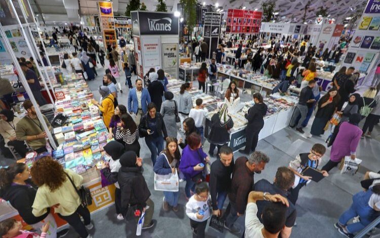 Kocaeli Kitap Fuarı’nda son 2 gün Kocaeli Kitap Fuarı’nda son 2 gün