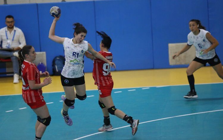 Poyrazın Kızları sahasında ilk maçına çıkıyor Poyrazın Kızları sahasında ilk maçına çıkıyor