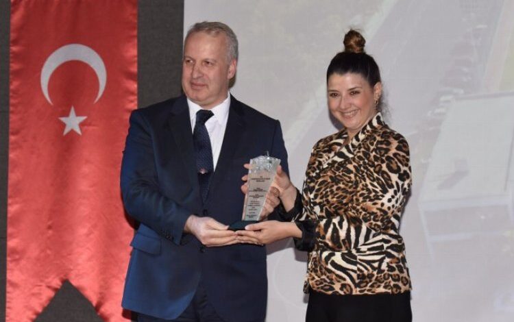 Başkan Ergün, yılın büyükşehir belediye başkanı seçildi