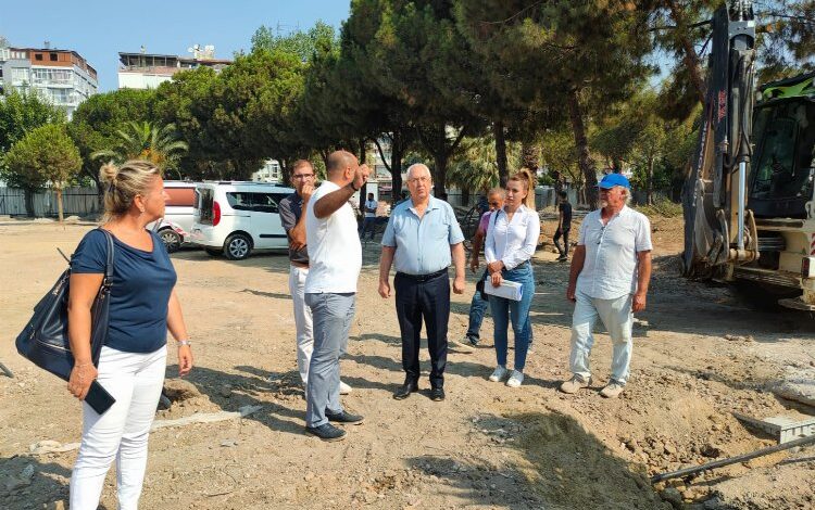 İzmir Karabağlar’da Uğur Mumcu Parkı yenileniyor
