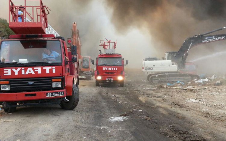 Muğla Büyükşehir, Bodrum çöp yangınları sorununu çözdü Muğla Büyükşehir, Bodrum çöp yangınları sorununu çözdü