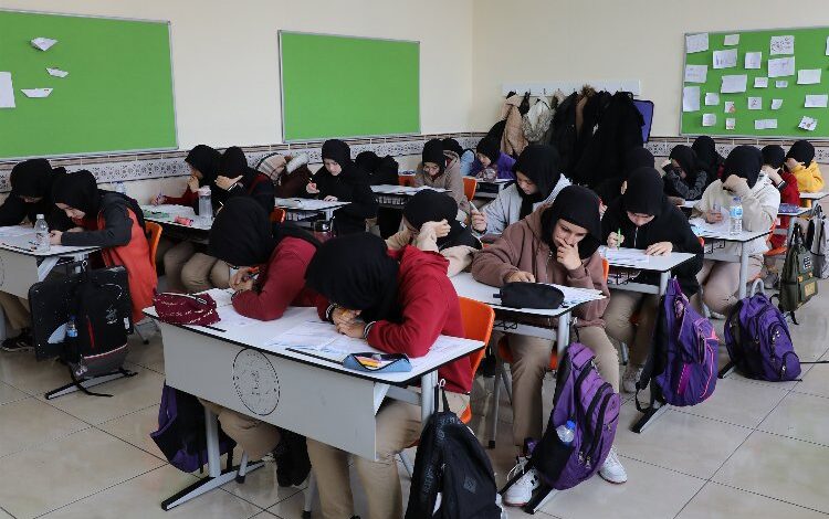 Konya Büyükşehir 86 Bin Öğrenciye LGS ve TYT Sınavı Yapıyor Konya Büyükşehir 86 Bin Öğrenciye LGS ve TYT Sınavı Yapıyor