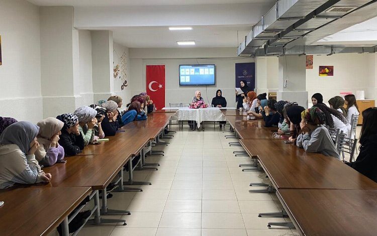 Diyarbakır’da meslek tanıtımları sürüyor Diyarbakır’da meslek tanıtımları sürüyor