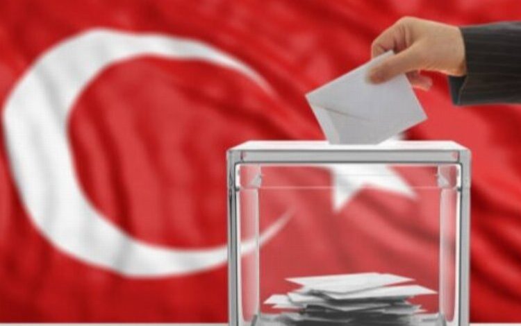 Parti genel merkezlerinde fırtına öncesi sessizlik