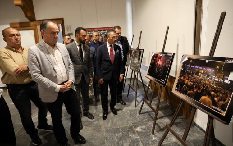 Bursa İnegöl’de ’15 Temmuz Kahramanları’ sergisi Bursa İnegöl’de ’15 Temmuz Kahramanları’ sergisi