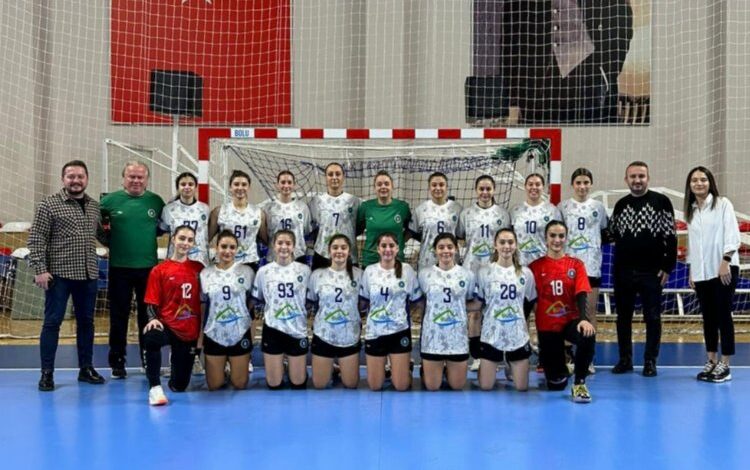 Bursa’da Poyrazın Kızları ligde 2’de 2 yaptı