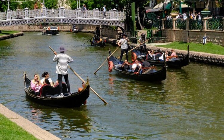 Eskişehir bayrama hazır