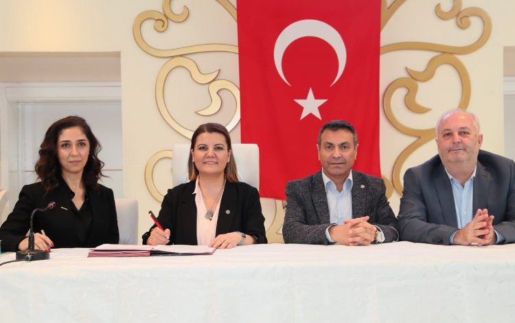 Kocaeli İzmit Belediyesi’nde ‘promosyon’ imzası