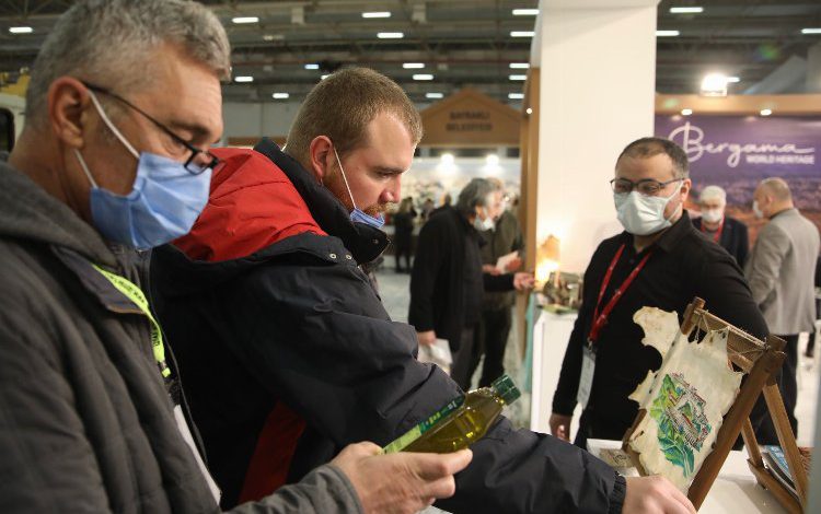 Turizm profesyonelleri İzmir’de Turizm profesyonelleri İzmir’de