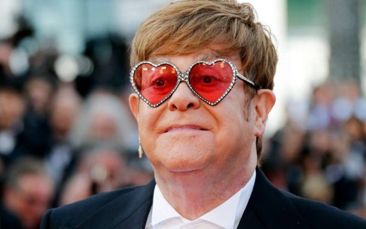 Elton John’dan online buluşma Elton John’dan online buluşma