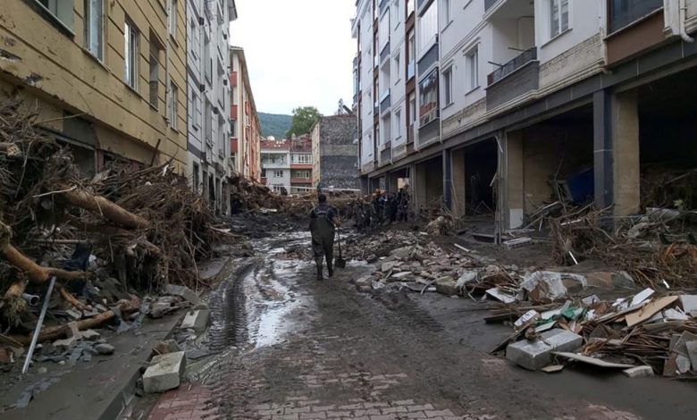 Manisa İtfaiyesi, Kastamonu’da arama kurtarma desteğinde Manisa İtfaiyesi, Kastamonu’da arama kurtarma desteğinde