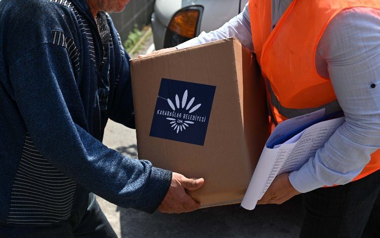 Karabağlar’dan bayram dayanışması Karabağlar’dan bayram dayanışması