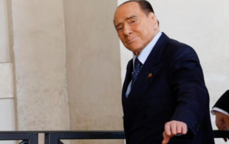 Berlusconi hayatını kaybetti Berlusconi hayatını kaybetti