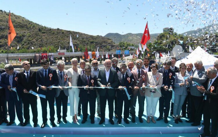 Bilecik’te köprülü kavşak yıllık 8 milyon lira tasarruf sağlayacak