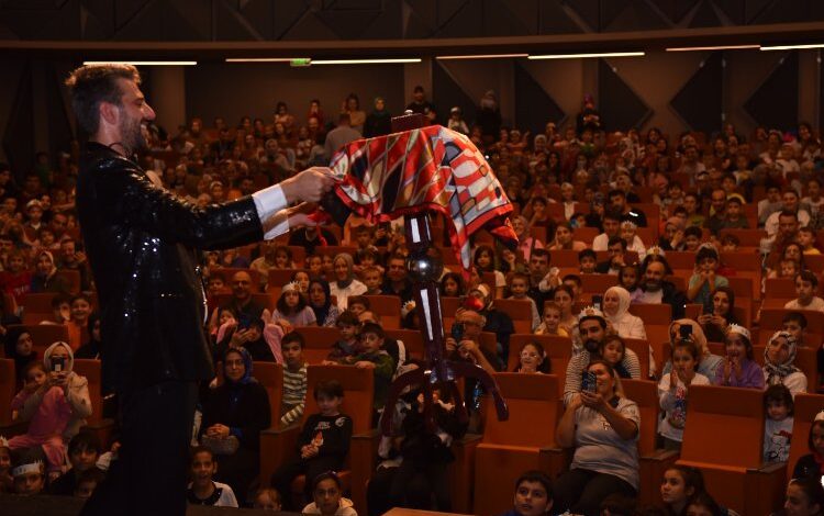 Bursa Yıldırım’da çocuklara sonbahar şenliği