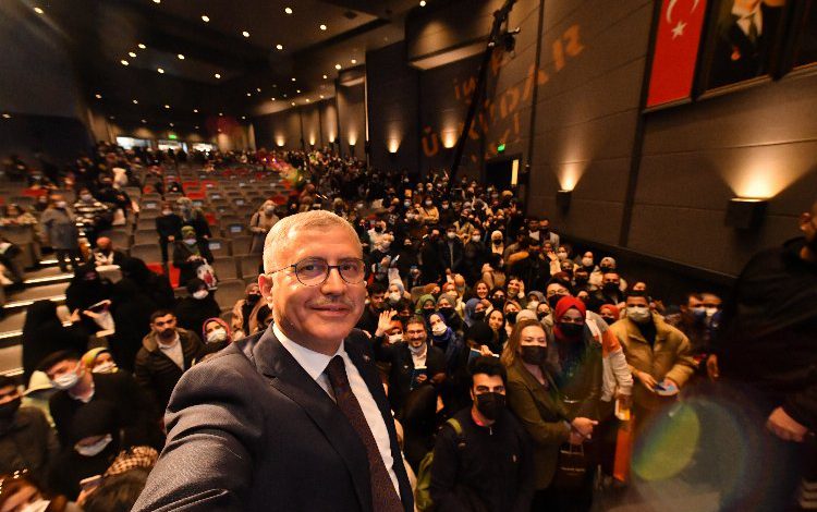 Üsküdar 7. Kitap Fuarı ile 4 günde 100 bini aşkın ziyaretçi ağırladı Üsküdar 7. Kitap Fuarı ile 4 günde 100 bini aşkın ziyaretçi ağırladı