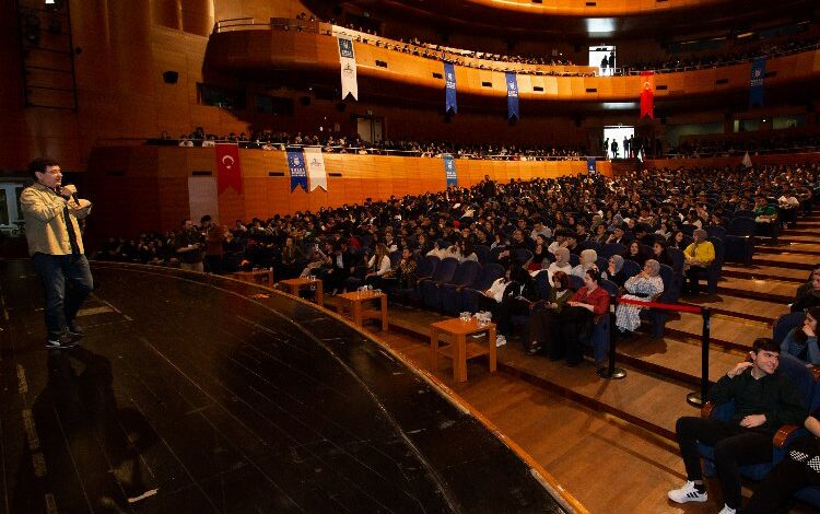 Bursa’da gençlere YKS için ‘Bonus Hoca’ dopingi