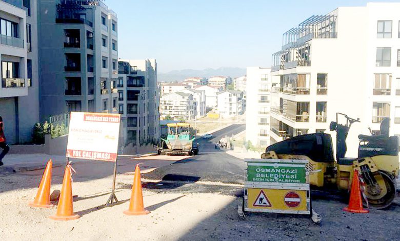 Bursa Osmangazi’nin yollarına sıcak asfalt Bursa Osmangazi’nin yollarına sıcak asfalt