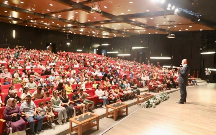 Kayseri Kocasinan’dan çocuklara Nasrettin Hoca sürprizi Kayseri Kocasinan’dan çocuklara Nasrettin Hoca sürprizi