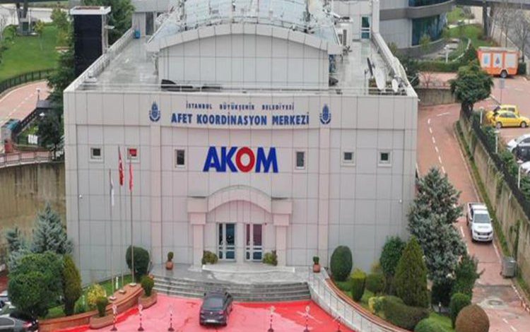 İstanbul fırtınalı ve yağışlı havanın etkisine giriyor