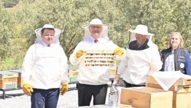 Manisa’da üreticilere bal gibi hizmet