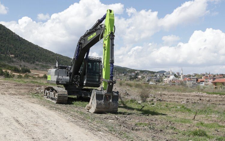 Kütahya Bayraktepe’de imalatlar başladı