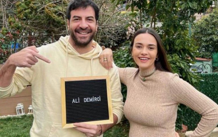 Hande Soral anne oldu Hande Soral anne oldu