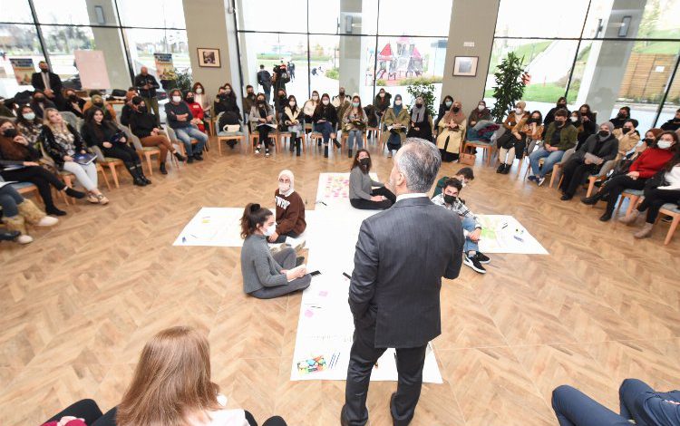 Bursa Kültürpark dönüşümü için gençleri dinledi