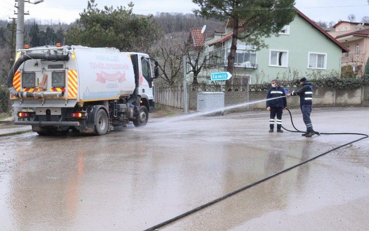 Kocaeli İzmit Akmeşe’de temizlik seferberliği Kocaeli İzmit Akmeşe’de temizlik seferberliği