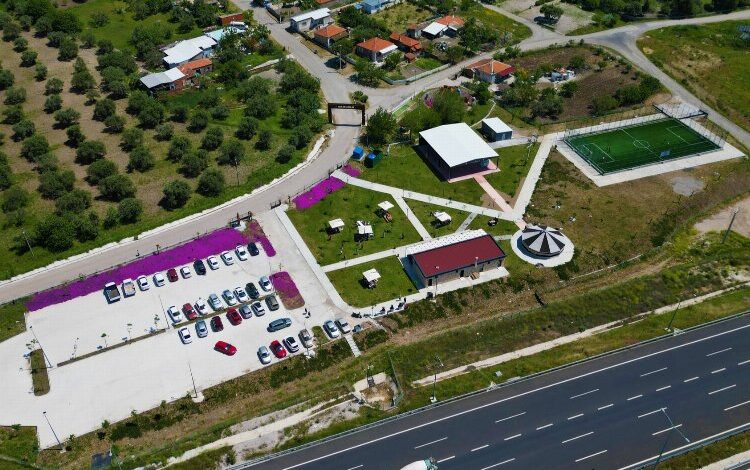 Aliağa’da Yörükler’in Obapark keyfi Aliağa’da Yörükler’in Obapark keyfi