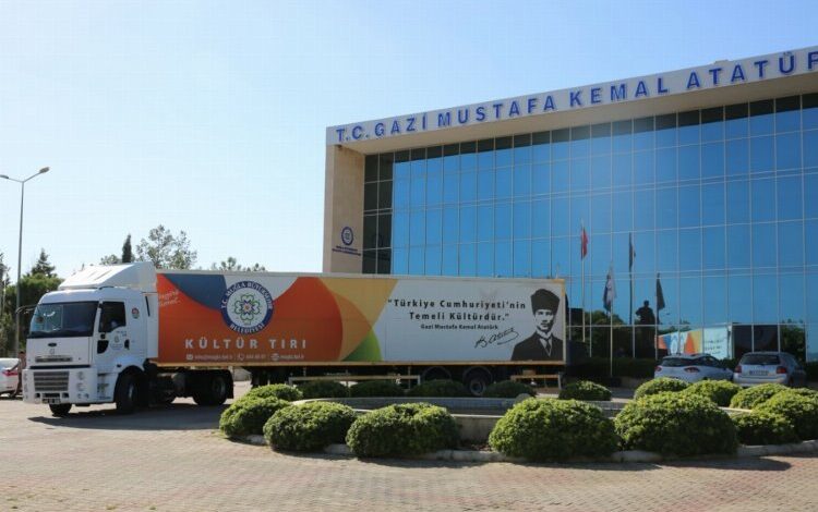 Muğla’nın ‘Kültür Tırı’ hizmet için yollarda Muğla’nın ‘Kültür Tırı’ hizmet için yollarda