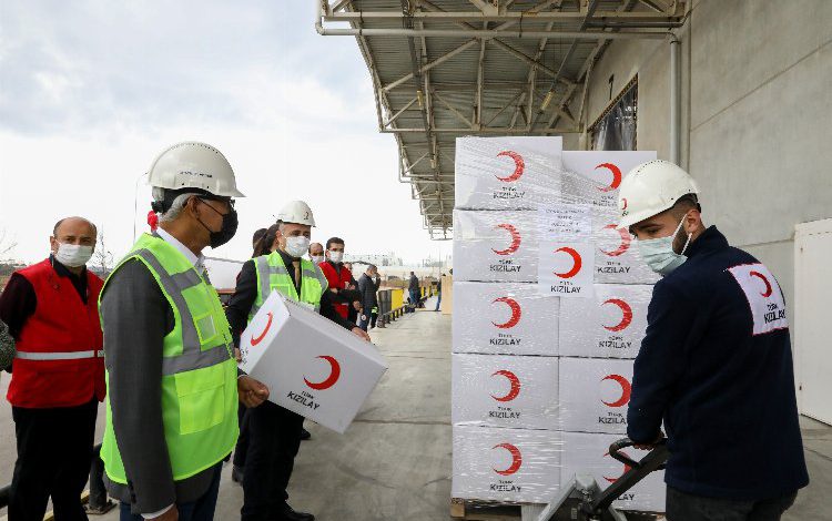 Kızılay’dan Belarus’taki mültecilere ilk insanı yardım Kızılay’dan Belarus’taki mültecilere ilk insanı yardım