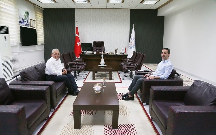 ERÜ Başkan Büyükkılıç’ı ağırladı