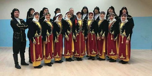 KARBAFED folklorcuları Tunus halk oyunları Karnavalında