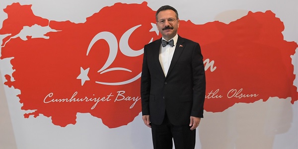 Aksoy: ‘Cumhuriyet ilanıyla Türkiye çağdaş dünyanın saygın bir üyesi’