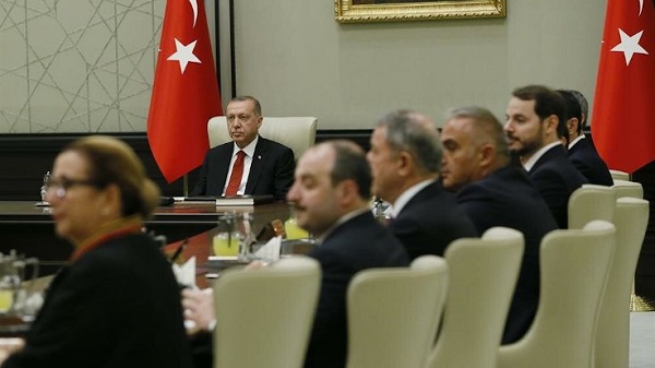 Cumhurbaşkanı Erdoğan kabine revizyonu yapacak