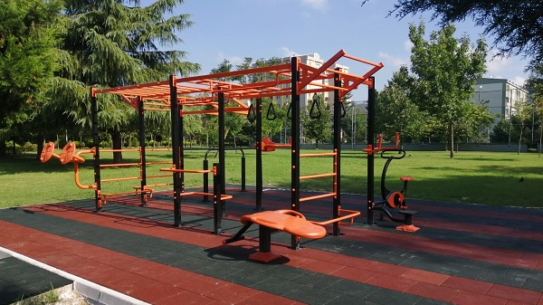 İlk workout spor istasyonu Yahya Kaptan’da kuruldu