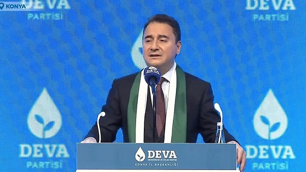 Babacan: “Aşı konusunda gecikmenin sebebi Hazine’yi boşaltmış olmaları”