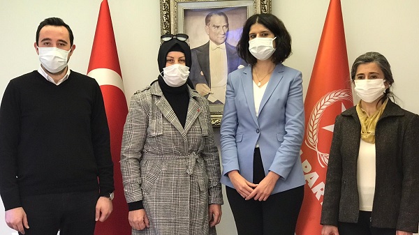 ANAP Kadın Kolları Genel Başkanı Gürkan Vatan Partisi’ne katıldı