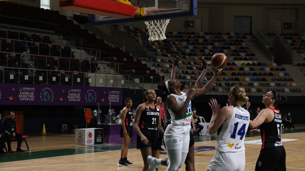 İzmitli Periler Kadınlar Basketbol Süper Liginde uçuşa geçti “84-72”