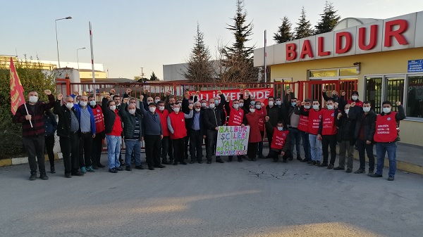 Emek Partisi yeni yılı Baldur işçileriyle birlikte karşıladı